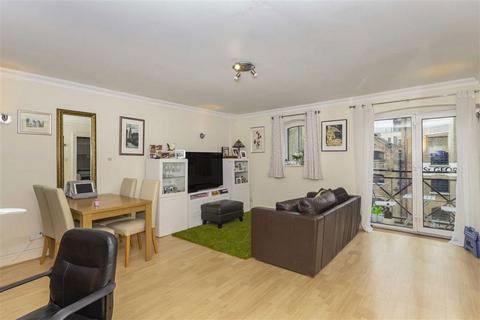 2 bedroom flat to rent, Mill Street, London SE1