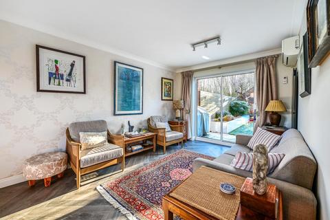undefined, Breadels Field, Basingstoke RG22