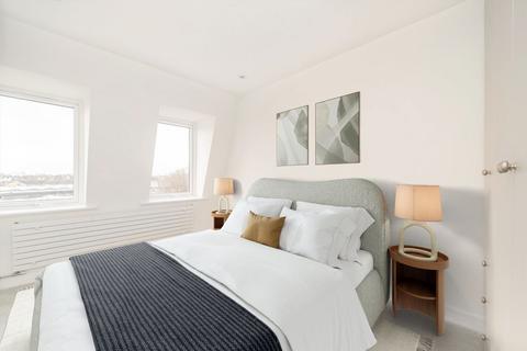 2 bedroom flat to rent, Boscombe Road, London W12
