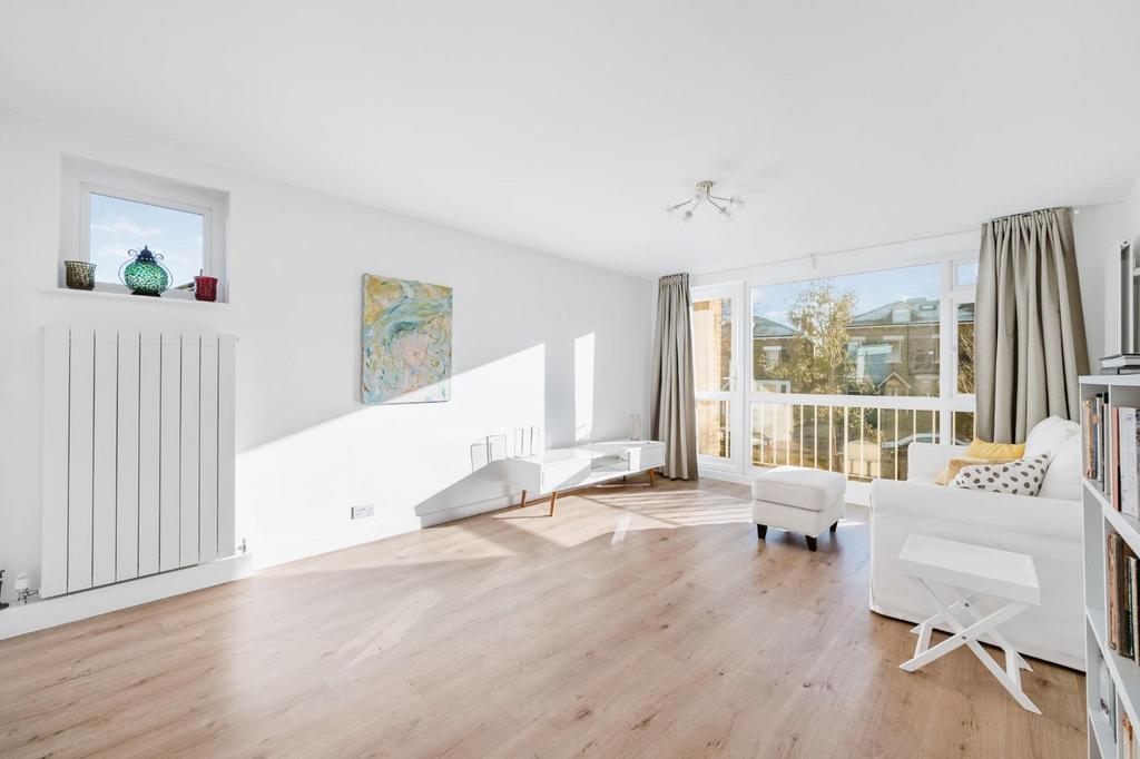 Dene Court-3.jpg