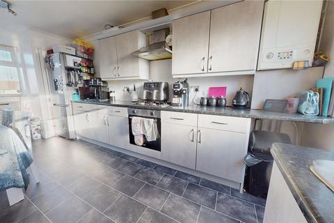 2 bedroom terraced house for sale, Plaistow Close, Stanford-le-Hope, Essex, SS17