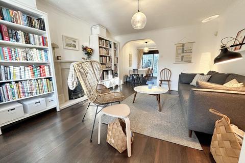 2 bedroom detached house for sale, Pondwater Close, Manchester M28
