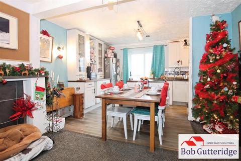 4 bedroom semi-detached house for sale, Duncalf Grove, Bradwell, Newcastle, Staffs
