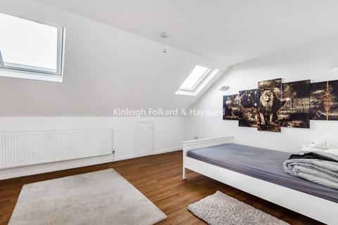 3 bedroom end of terrace house to rent, Abernethy Road, Lewisham, London, SE13
