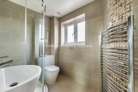 3 bedroom end of terrace house to rent, Abernethy Road, Lewisham, London, SE13