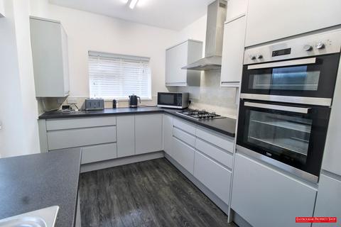 3 bedroom terraced house for sale, Albion Road, Eastbourne BN22