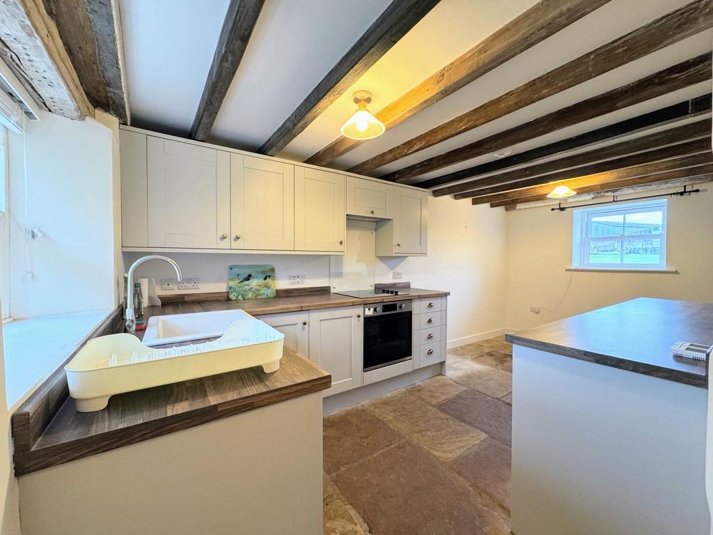 Kitchen / Dining