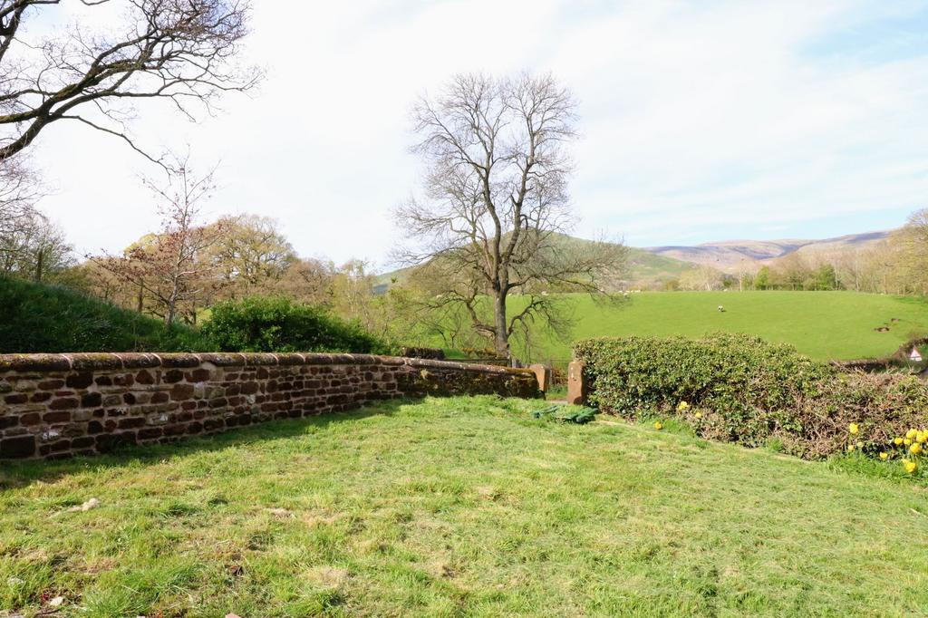 Front Garden &amp; Outlook