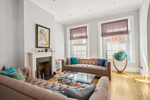 3 bedroom flat to rent, Fulham Road, London, SW3