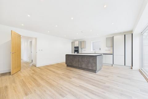 4 bedroom detached house for sale, 3 Murray Close