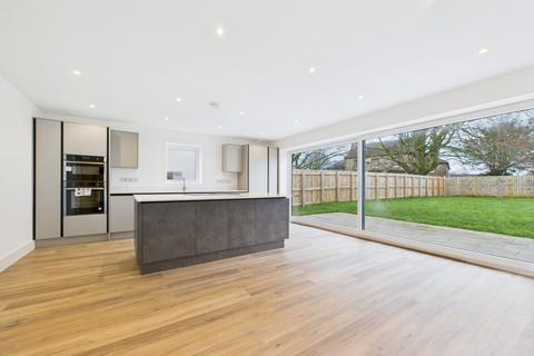 4 bedroom detached house for sale, 3 Murray Close