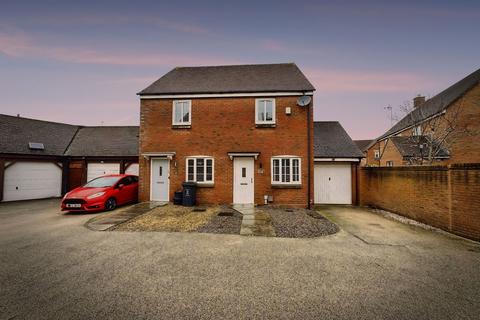 2 bedroom end of terrace house to rent, Butleigh Road, Swindon, SN25 2AA