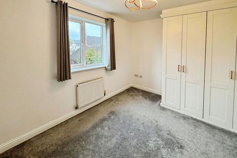 2 bedroom end of terrace house to rent, Butleigh Road, Swindon, SN25 2AA