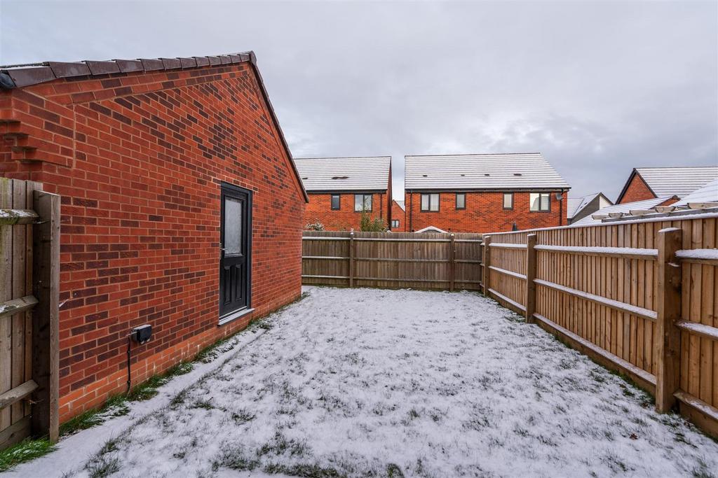 19 Ken Wilkinson Drive 3.jpg