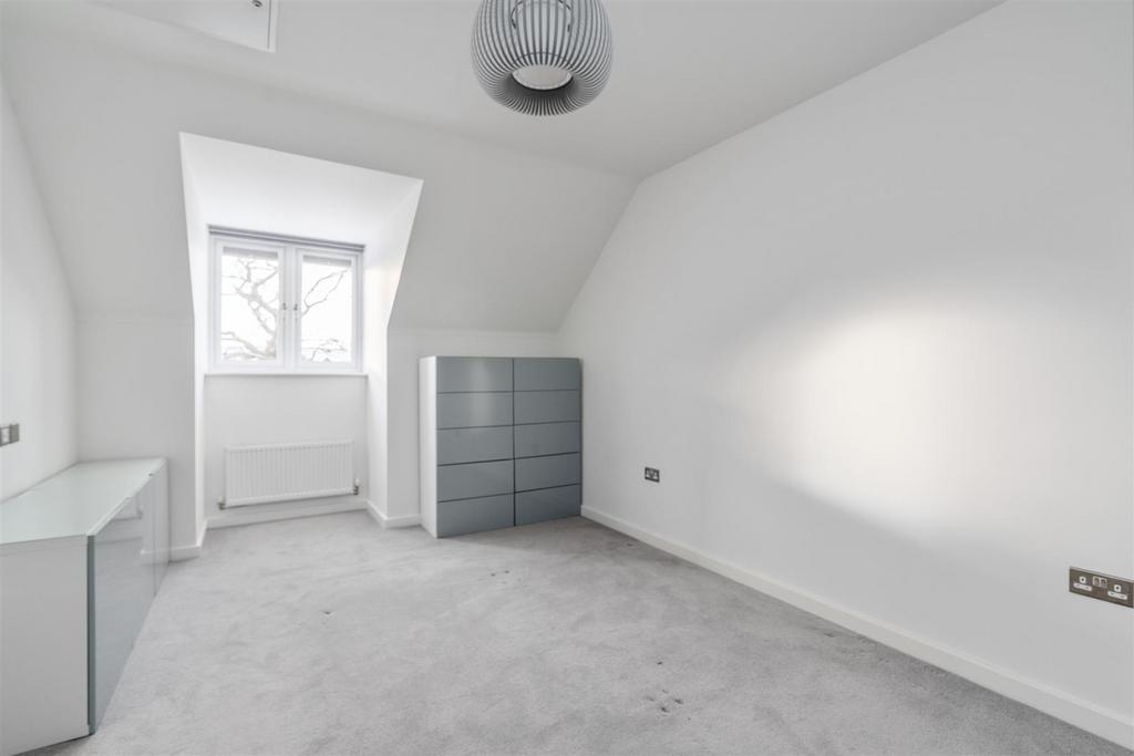 19 Ken Wilkinson Drive 5.jpg