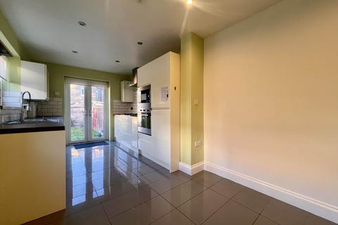 3 bedroom terraced house to rent, Beverley Road, London, E6 3LH