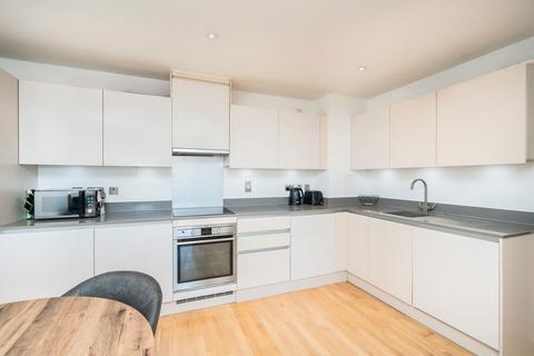 2 bedroom flat for sale, Streatham High Road, Streatham SW16
