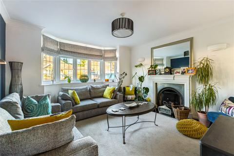 3 bedroom semi-detached house for sale, Rochester Way, Croxley Green, Rickmansworth, Hertfordshire, WD3
