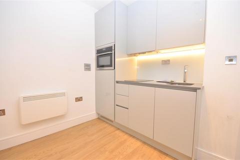 1 bedroom apartment to rent, Arrowhead House, Laporte Way, Luton, LU4