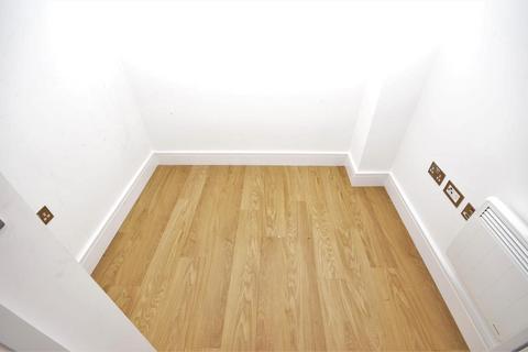 1 bedroom apartment to rent, Arrowhead House, Laporte Way, Luton, LU4