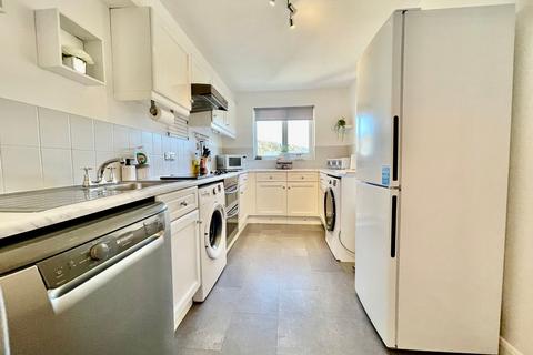3 bedroom flat for sale, Harbour Court, Portreath, TR16