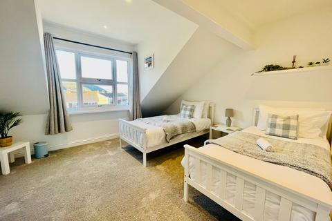 3 bedroom flat for sale, Harbour Court, Portreath, TR16