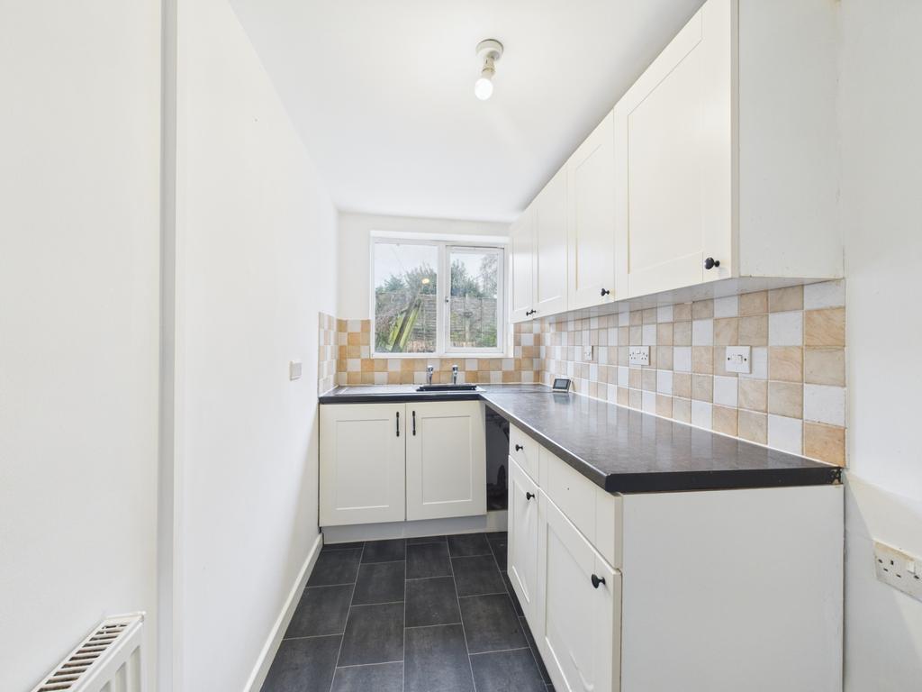 Cam03062 g0 pr0217 still009 (1)