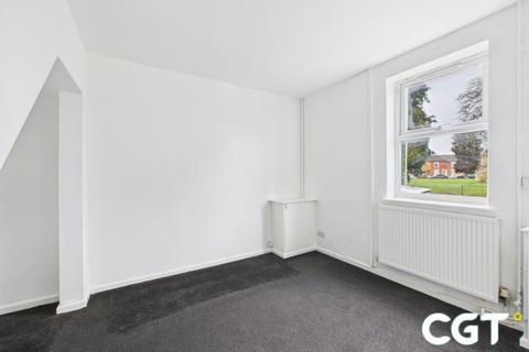 2 bedroom terraced house to rent, Stroud Road, Gloucester