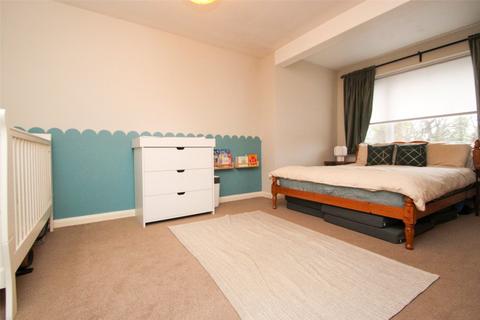 4 bedroom bungalow for sale, Satchell Lane, Hamble, Southampton, Hampshire, SO31