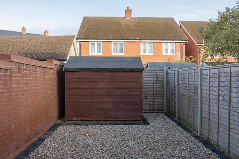 2 bedroom semi-detached house to rent, Tarver Close, Romsey SO51