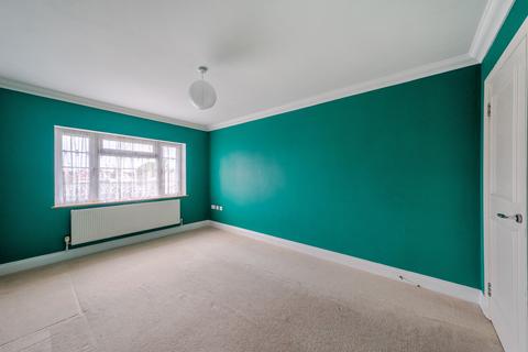 2 bedroom flat for sale, Wilmer Crescent, Kingston Upon Thames, KT2