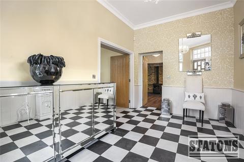 5 bedroom detached house for sale, Hadley Highstone, Barnet, EN5