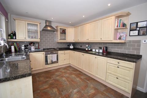 3 bedroom terraced house for sale, Fowey Close, Heavitree, Exeter, EX1