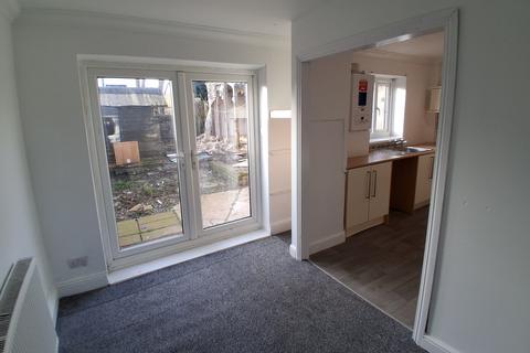 3 bedroom semi-detached house to rent, Thornley DH6