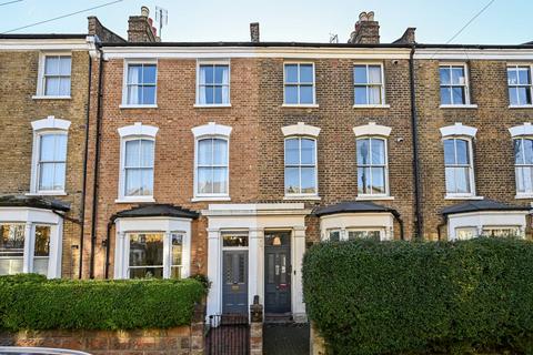 Studio to rent, Highbury, Highbury, London, N7