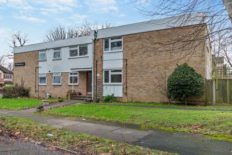 2 bedroom apartment to rent, The Avenue