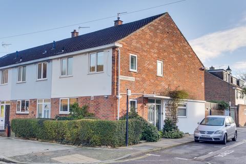 4 bedroom end of terrace house for sale, St Nicholas Street, Old Portsmouth