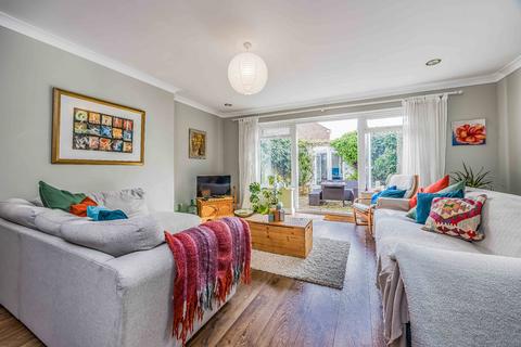 4 bedroom end of terrace house for sale, St Nicholas Street, Old Portsmouth