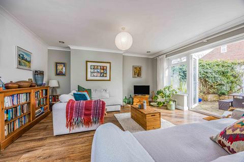 4 bedroom end of terrace house for sale, St Nicholas Street, Old Portsmouth