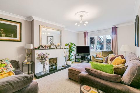 4 bedroom detached house for sale, Blackett Close, Staines-upon-Thames, Surrey, TW18