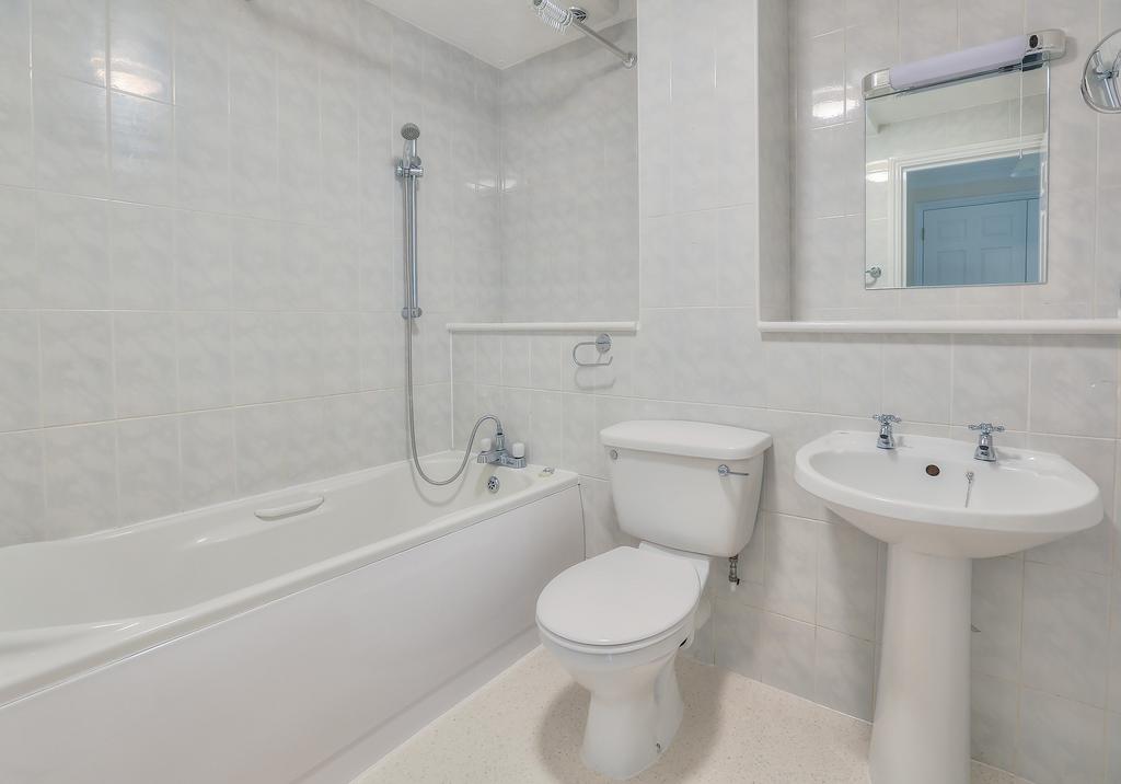 6 Lansdowne Place-10