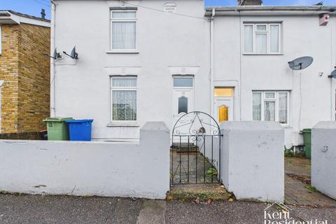 1 bedroom flat to rent, Murston Road, Sittingbourne, ME10