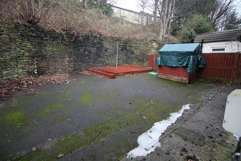3 bedroom terraced house for sale, Lowergate, Paddock, West Yorkshire HD3