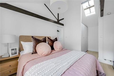 2 bedroom apartment to rent, Park Crescent Mews West, London, W1G