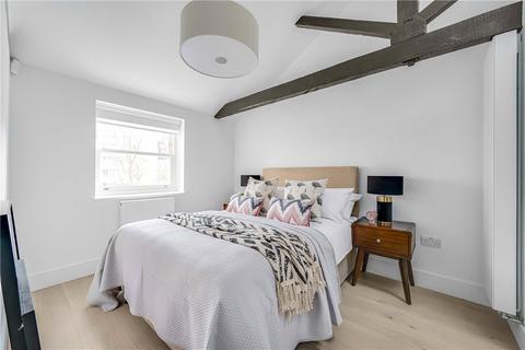 2 bedroom apartment to rent, Park Crescent Mews West, London, W1G