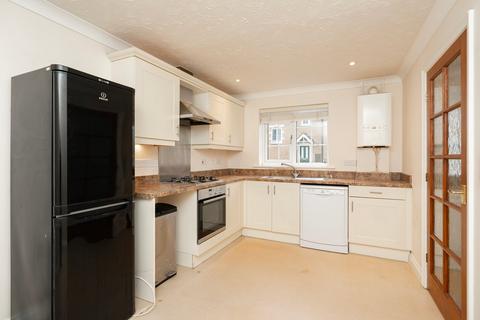 3 bedroom end of terrace house for sale, Berkeley Place, Boston, PE21
