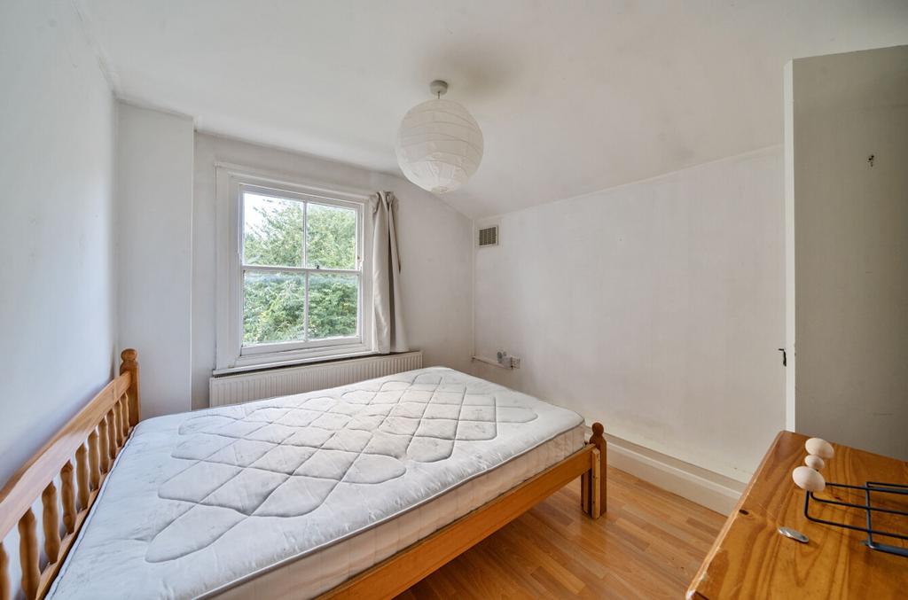 House in London - View 4