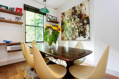 2 bedroom flat to rent, St Charles Square, North Kensington, London, W10