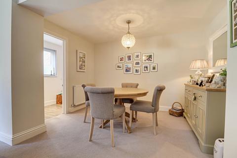 3 bedroom detached house for sale, Stanton Close, St. Albans, Hertfordshire, AL4