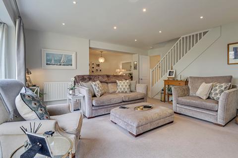 3 bedroom detached house for sale, Stanton Close, St. Albans, Hertfordshire, AL4